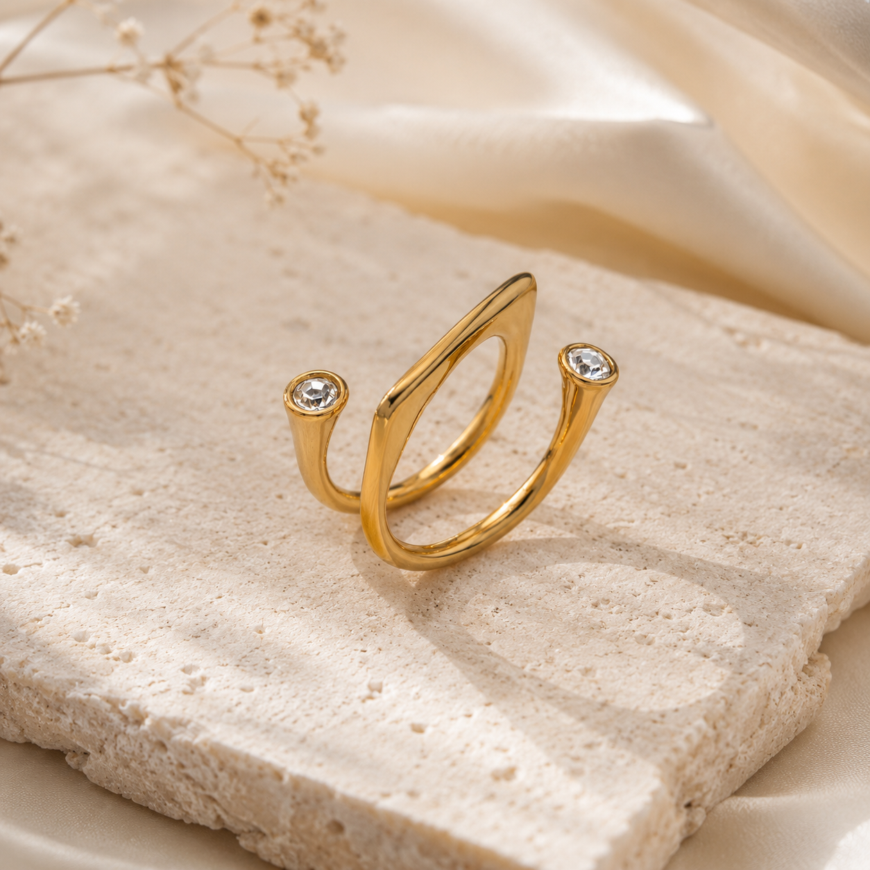 Anello Not Regular - acciaio inossidabile placato oro 18k PVD - zirconi
