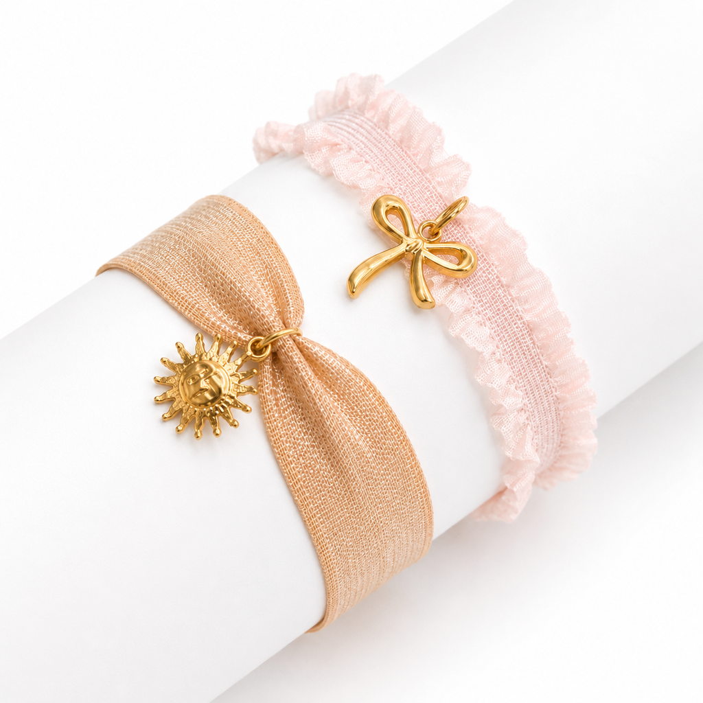 Bracciali Elastic - cordino elastico resistente e charms in acciaio inossidabile con placcatura oro 18k PVD