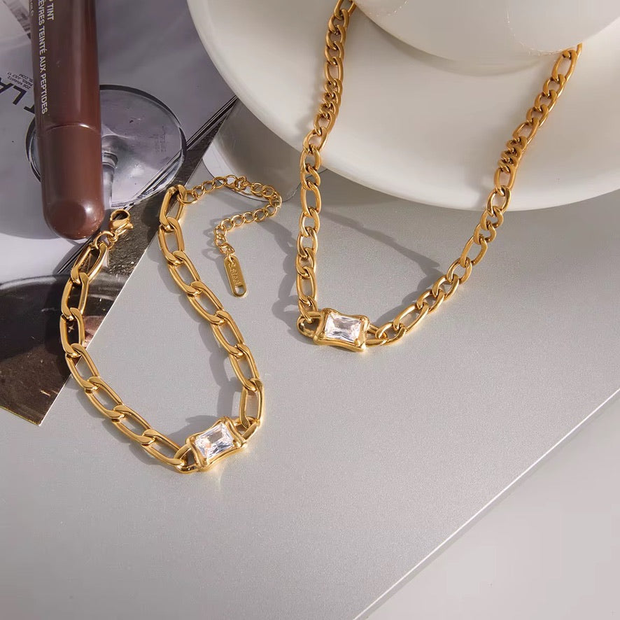 Collana Aura - acciaio inossidabile con placcatura oro 18k PVD -zirconi