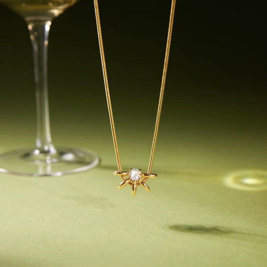 Collana Elora - acciaio inossidabile placcato oro 18k PVD - zircone
