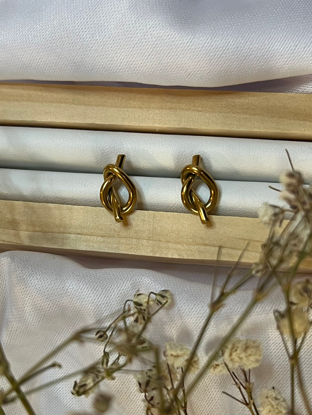 Orecchini nodo, placcati oro 18k